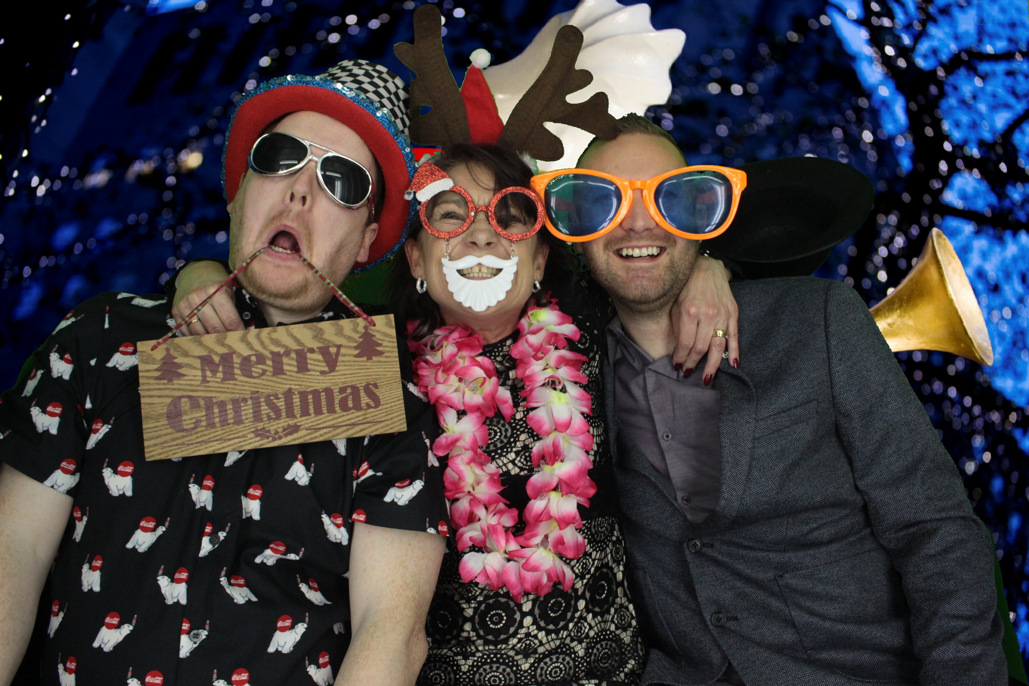 One Line Christmas Party | View more photos from the event at gallery.myphotoboothexperience.co.uk/u/MyPhotoBoothExperienceLtd/One-Line-Christmas-Party